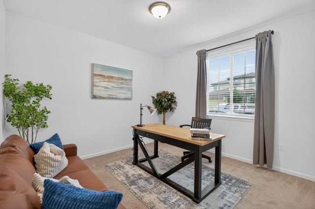 7494 Tapiro Way, Sacramento, CA 95829