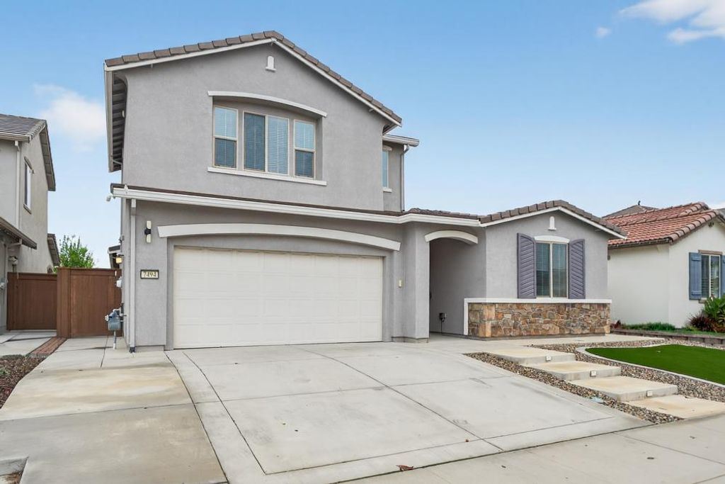 7494 Tapiro Way, Sacramento, CA 95829