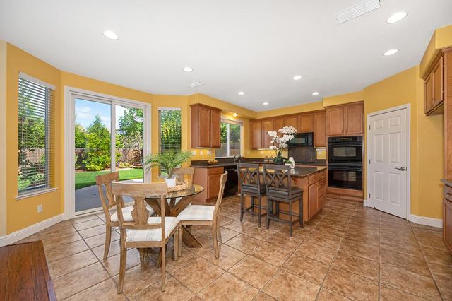 5009 Whistlers Bend Way, El Dorado Hills, CA 95762