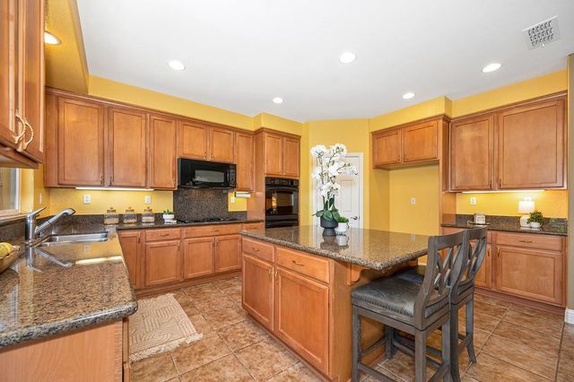 5009 Whistlers Bend Way, El Dorado Hills, CA 95762