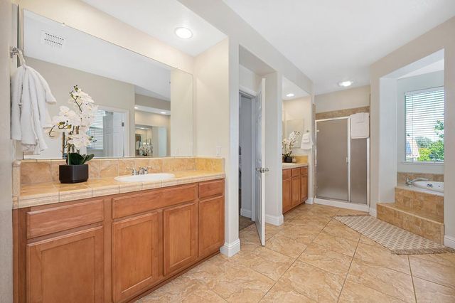 5009 Whistlers Bend Way, El Dorado Hills, CA 95762