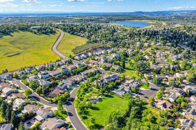 5009 Whistlers Bend Way, El Dorado Hills, CA 95762