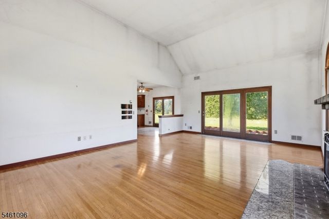 59 Elm Drive, Montgomery Twp., NJ 08558