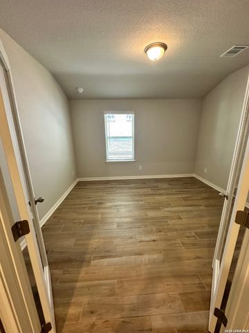 10616 yellowtail blvd, Boerne, TX 78006