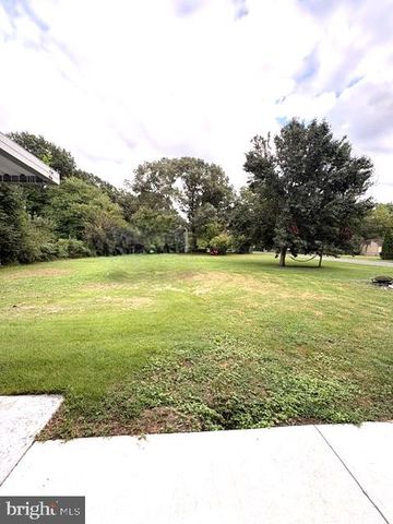 19 BROOKFIELD RD, Pasadena, MD 21122