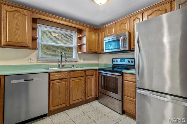 1738 E Highview Drive, Arnold, MO 63010