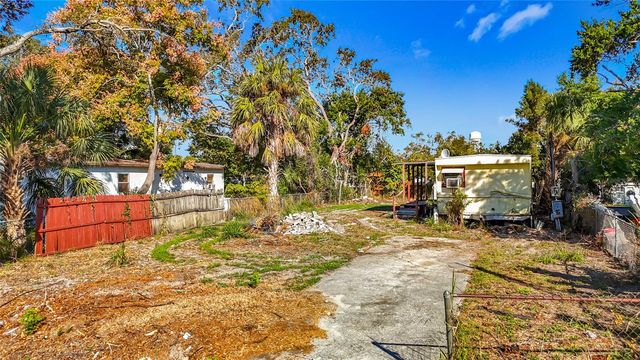 7135 ELIZABETH AVENUE, Hudson, FL 34667