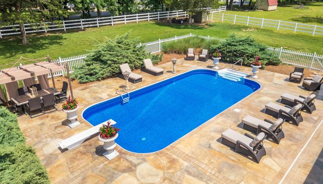 2305 Ooltewah Ringgold Road, Ooltewah, TN 37363
