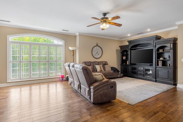 2305 Ooltewah Ringgold Road, Ooltewah, TN 37363