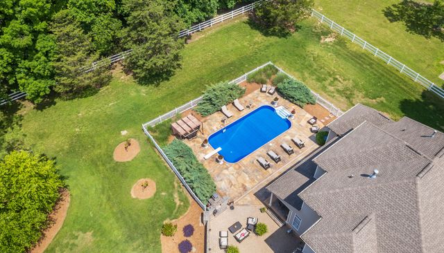2305 Ooltewah Ringgold Road, Ooltewah, TN 37363