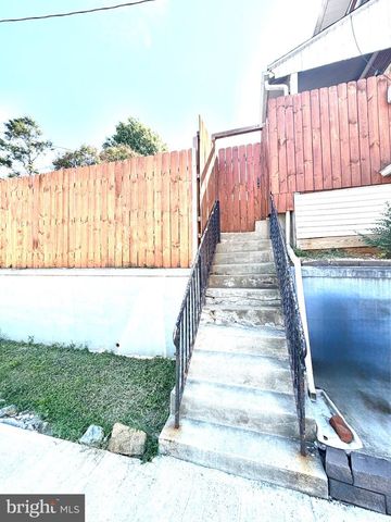 101 CARROLL ST, Reading, PA 19611