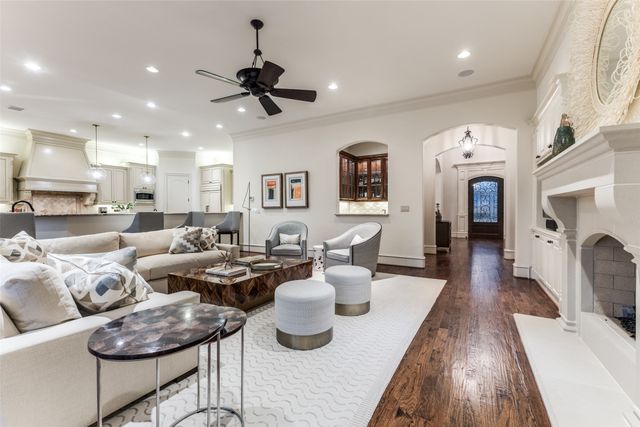 6031 Azalea Lane, Dallas, TX 75230