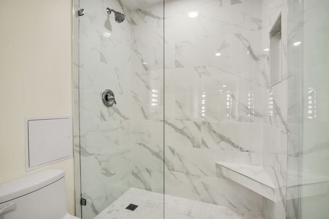 6335 W Northwest Highway 411, Dallas, TX 75225