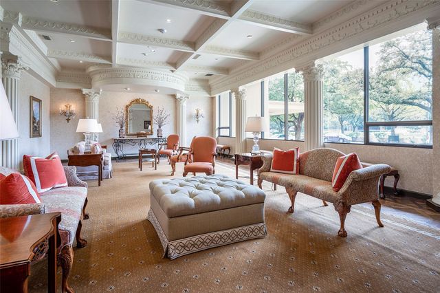 6335 W Northwest Highway 411, Dallas, TX 75225