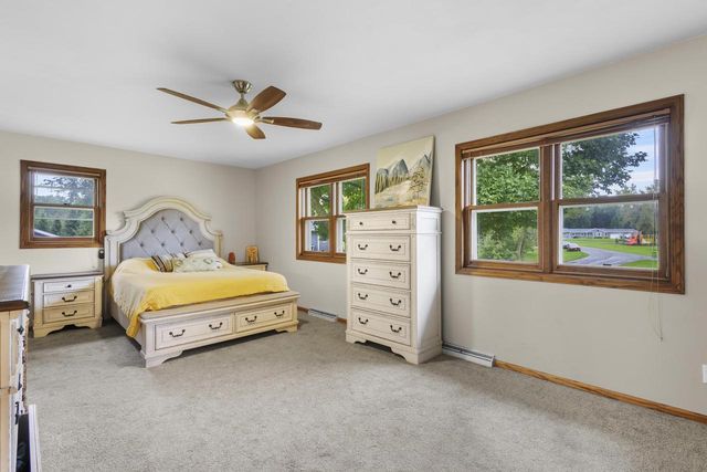 6682 Glenview Road, Deforest, WI 53532