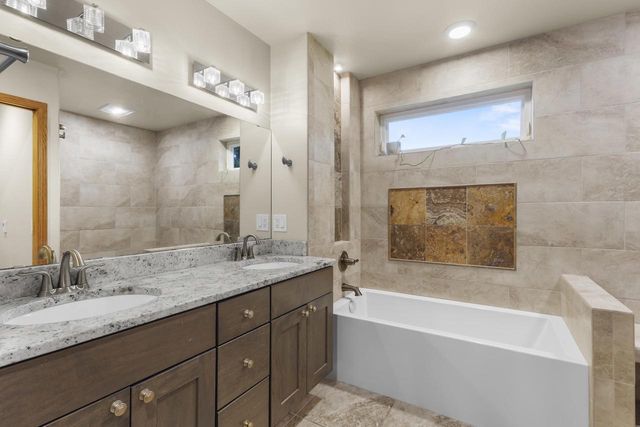6682 Glenview Road, Deforest, WI 53532