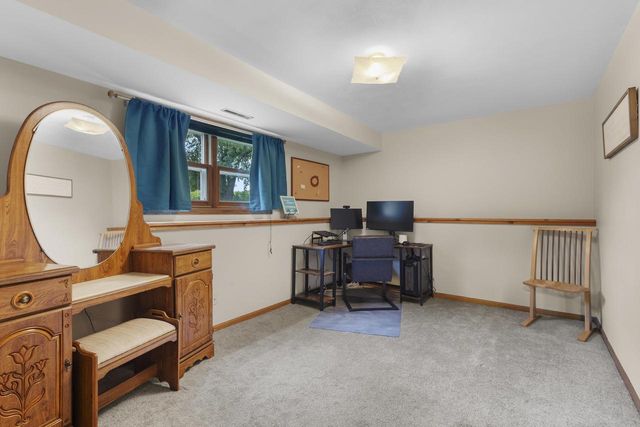 6682 Glenview Road, Deforest, WI 53532