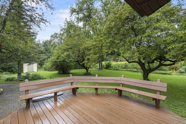 6682 Glenview Road, Deforest, WI 53532