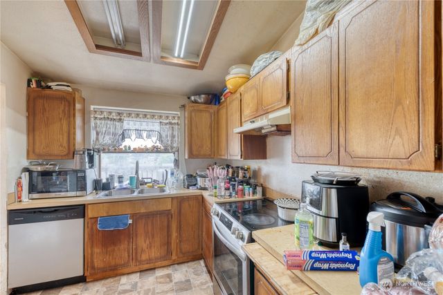 5906 S Verde Street, Tacoma, WA 98409