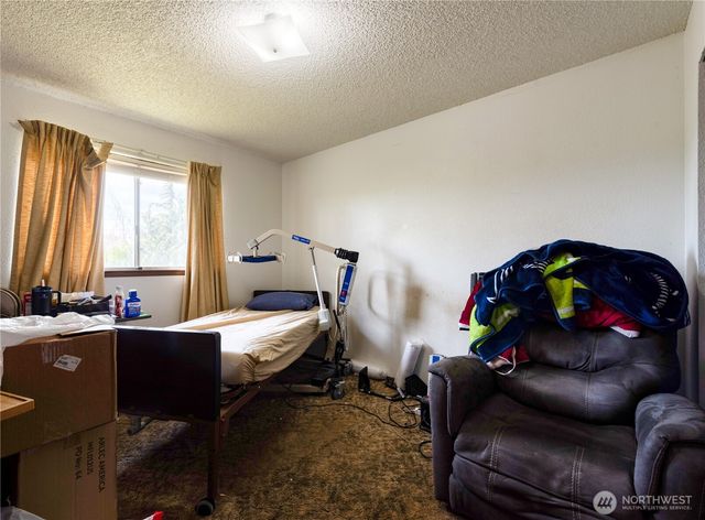 5906 S Verde Street, Tacoma, WA 98409