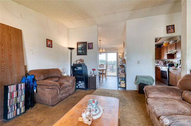5906 S Verde Street, Tacoma, WA 98409