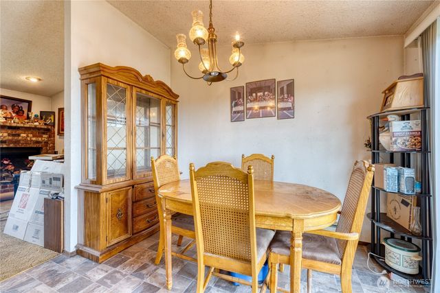 5906 S Verde Street, Tacoma, WA 98409