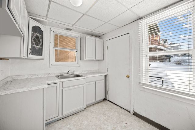 1910 Maple, Munhall, PA 15120