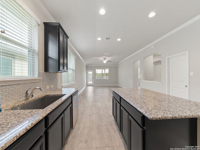 12619 Delcia Trl, San Antonio, TX 78249