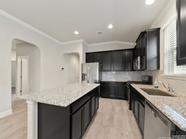 12619 Delcia Trl, San Antonio, TX 78249