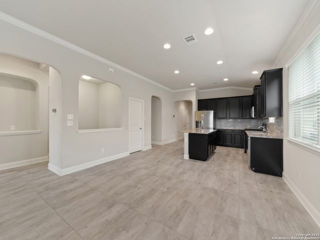 12619 Delcia Trl, San Antonio, TX 78249