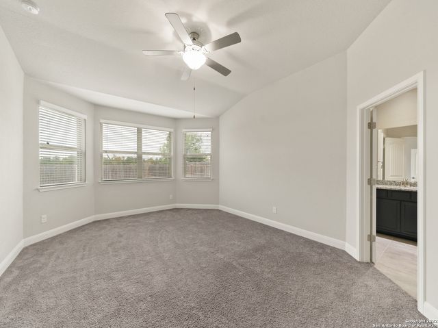 12619 Delcia Trl, San Antonio, TX 78249