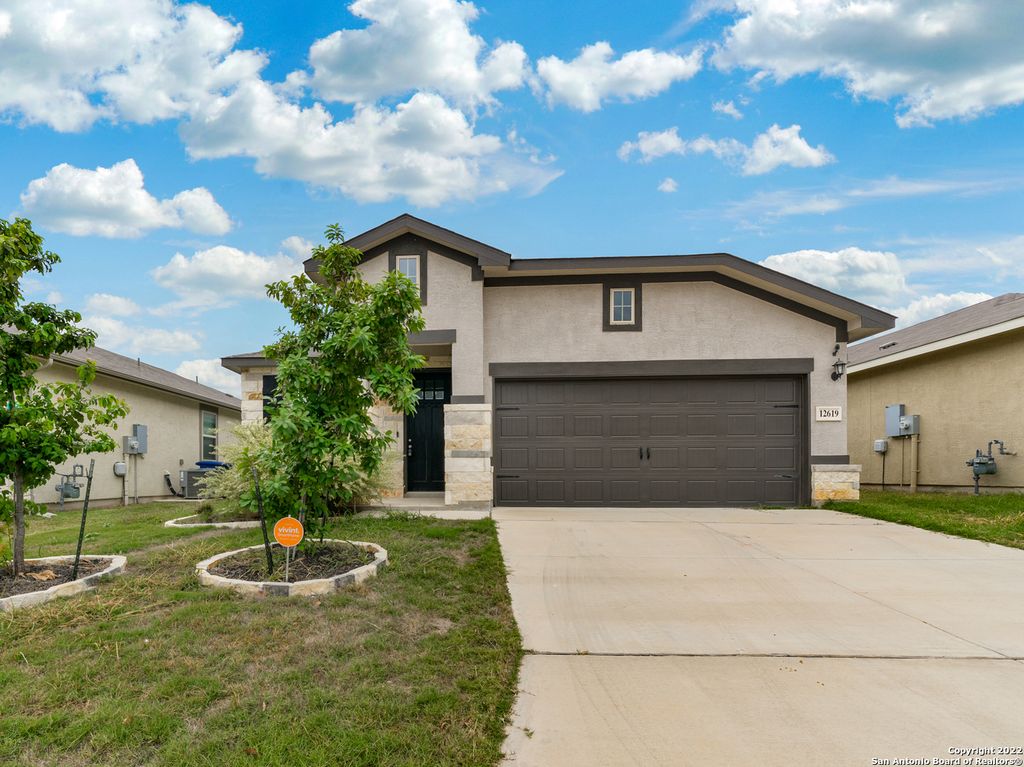 12619 Delcia Trl, San Antonio, TX 78249