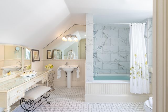 308 Old Main Street, South Yarmouth, MA 02664