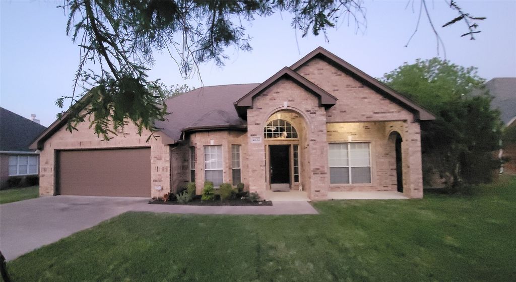 4622 Hackberry Street, Flower Mound, TX 75028