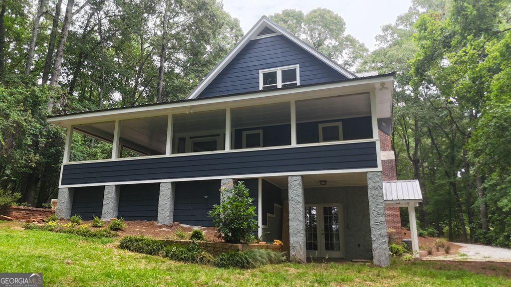 165 Riverbend Drive, Lagrange, GA 30240