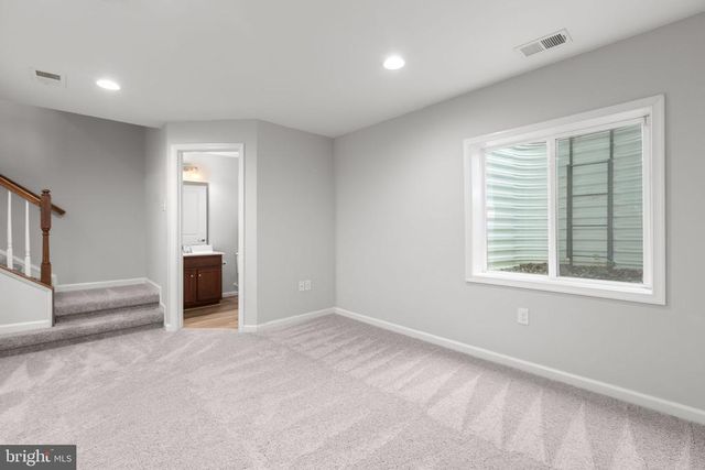 8647 ROSECRANS LN, Spotsylvania, VA 22553