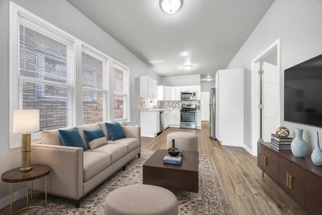 333 E 117th Street, Chicago, IL 60638
