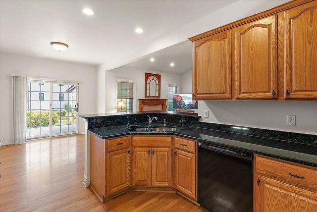 1011 Ashton Woods Drive, Canton, MI 48187