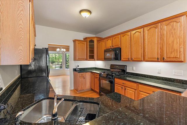 1011 Ashton Woods Drive, Canton, MI 48187