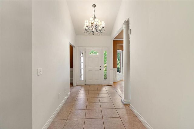 1011 Ashton Woods Drive, Canton, MI 48187