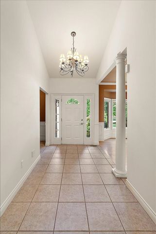 1011 Ashton Woods Drive, Canton, MI 48187