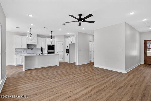 5 Bounds Road, Sumrall, MS 39482