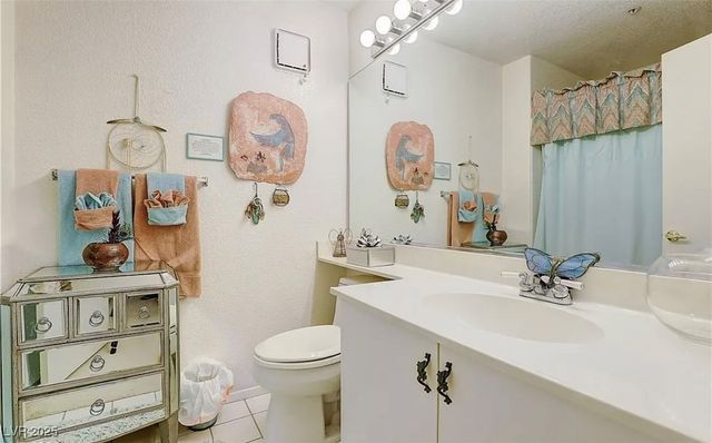 5000 Red Rock Street 211, Las Vegas, NV 89118