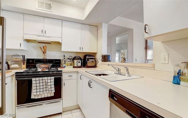 5000 Red Rock Street 211, Las Vegas, NV 89118