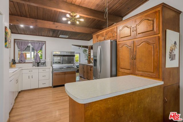 13138 Welby Way, Los Angeles, CA 91606
