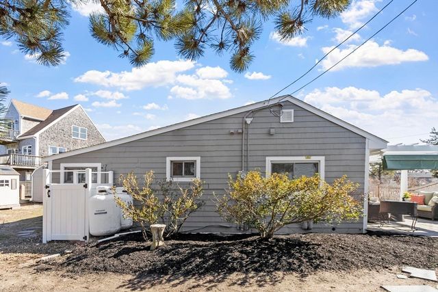 270 Northern Blvd, Newburyport, MA 01950