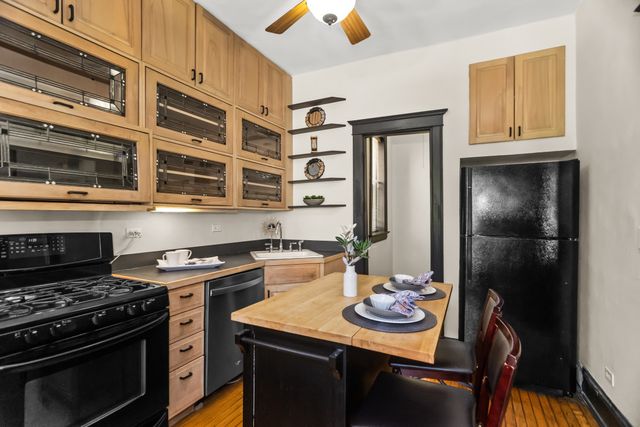 207 Hamilton Street 3, Evanston, IL 60202