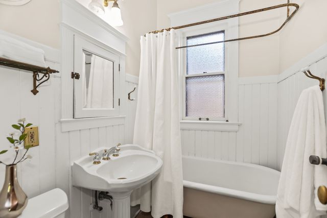 207 Hamilton Street 3, Evanston, IL 60202