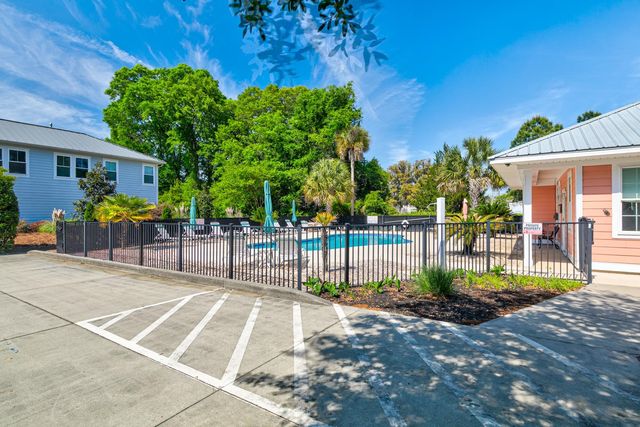 156 Lake Pointe Dr., Murrells Inlet, SC 29576