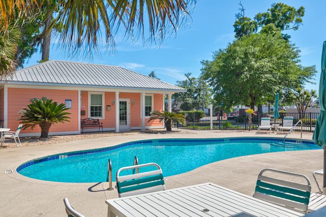 156 Lake Pointe Dr., Murrells Inlet, SC 29576